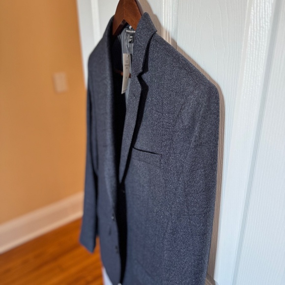 Men’s Navy Suit Jacket (36R) / Blazer | Banana Republic - Picture 14 of 16